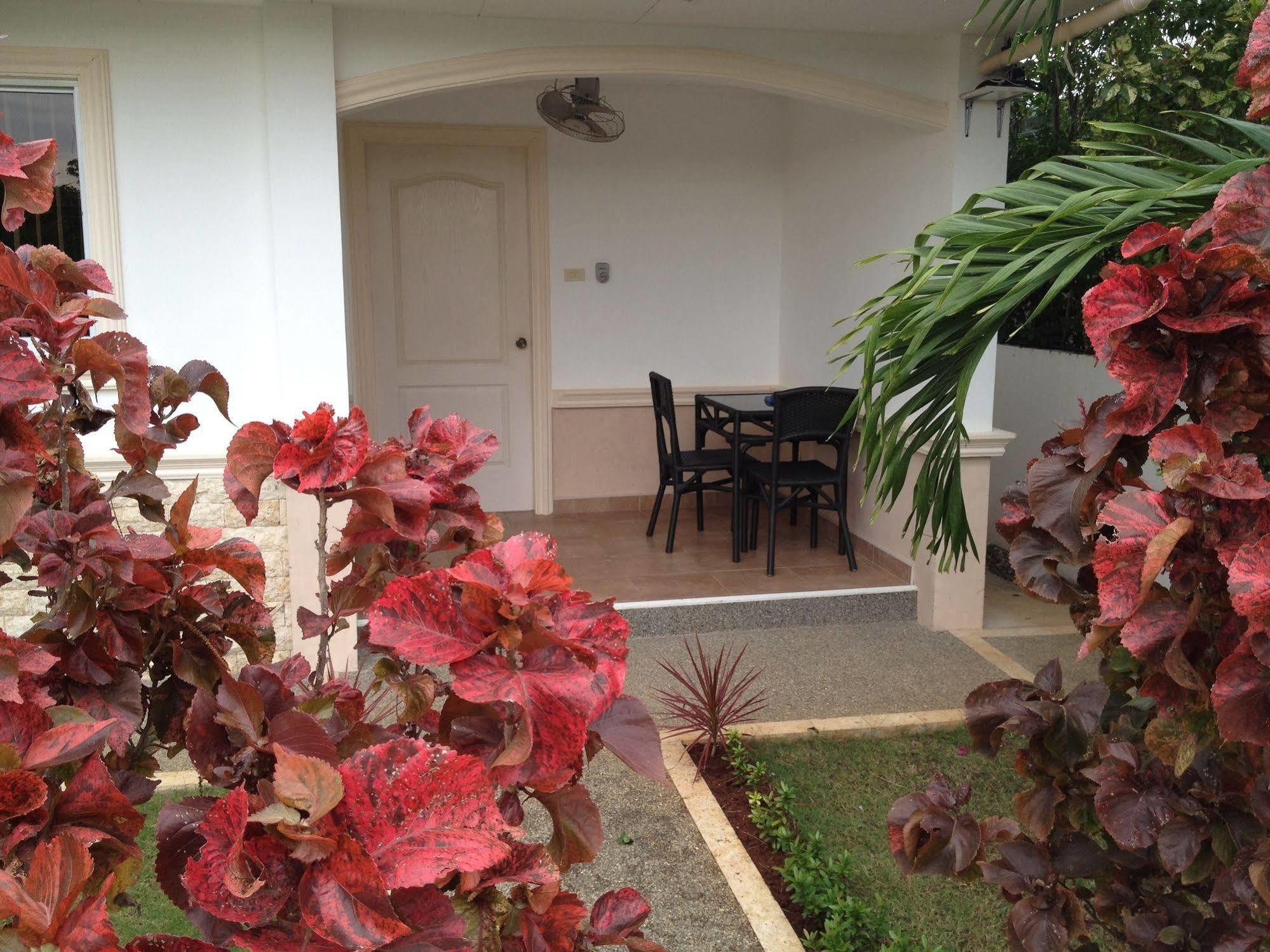Olivia Resort Serviced Apartments And Bungalows パングラオ エクステリア 写真